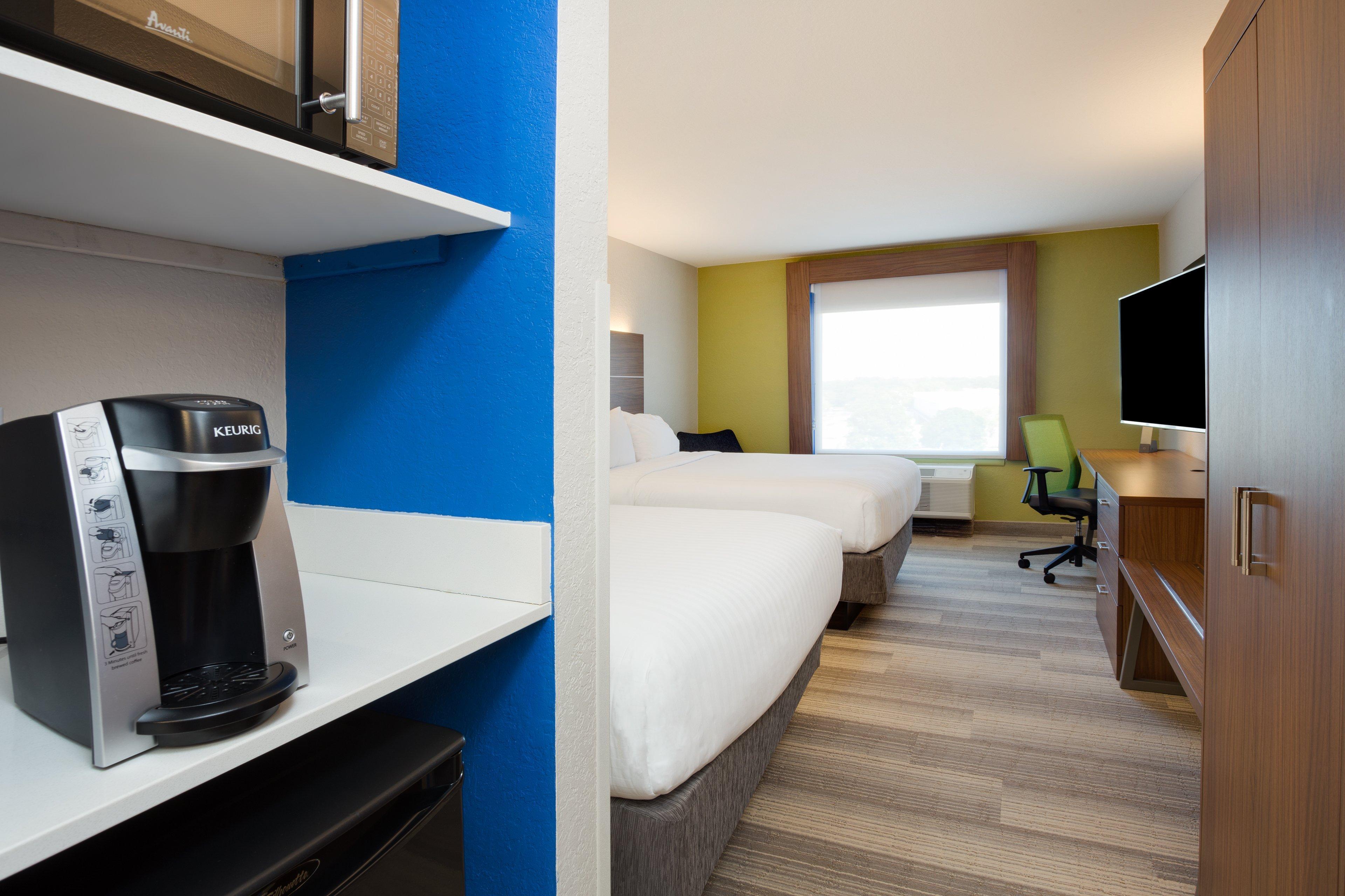 Holiday Inn Express Hotel & Suites Tampa-Fairgrounds-Casino By Ihg Exterior photo